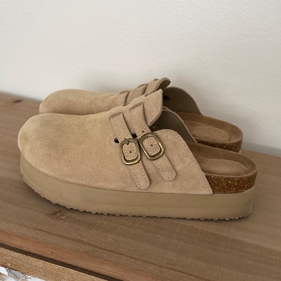 New! PROJECT CLOUD Genuine Suede Leather Platform Clogs - Picture 2 of 6